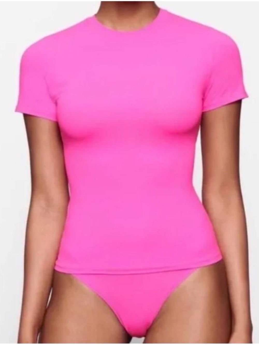 SKIMS Pink T-Shirt